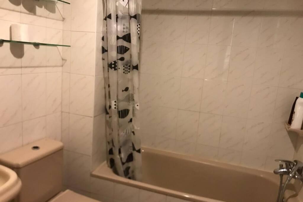 Apartamento En Pleno Centro Catedral 1D Oviedo Bagian luar foto