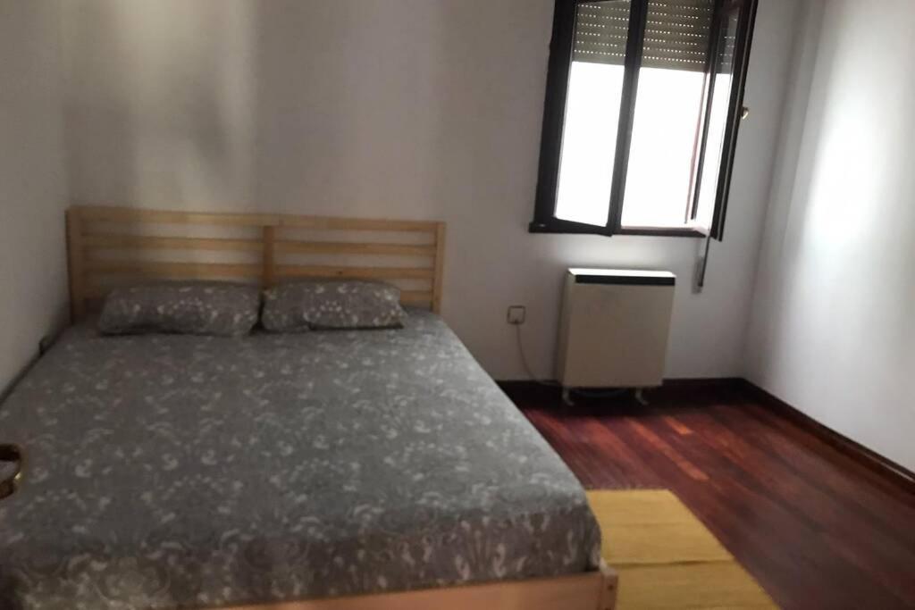 Apartamento En Pleno Centro Catedral 1D Oviedo Bagian luar foto